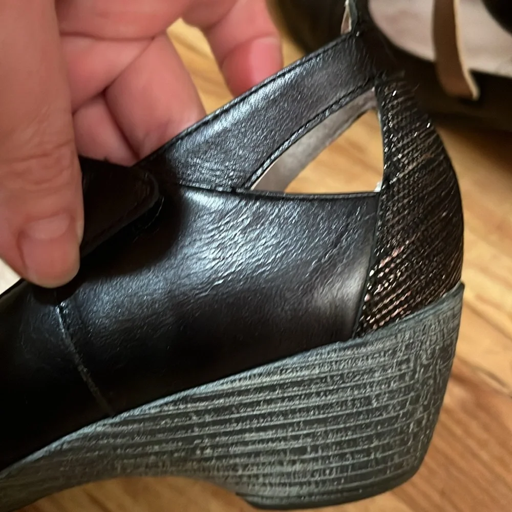 J. Metayer Mary Jane Wedge strap Leather EU Sz 39 Wide 8-1/2 black silver gold